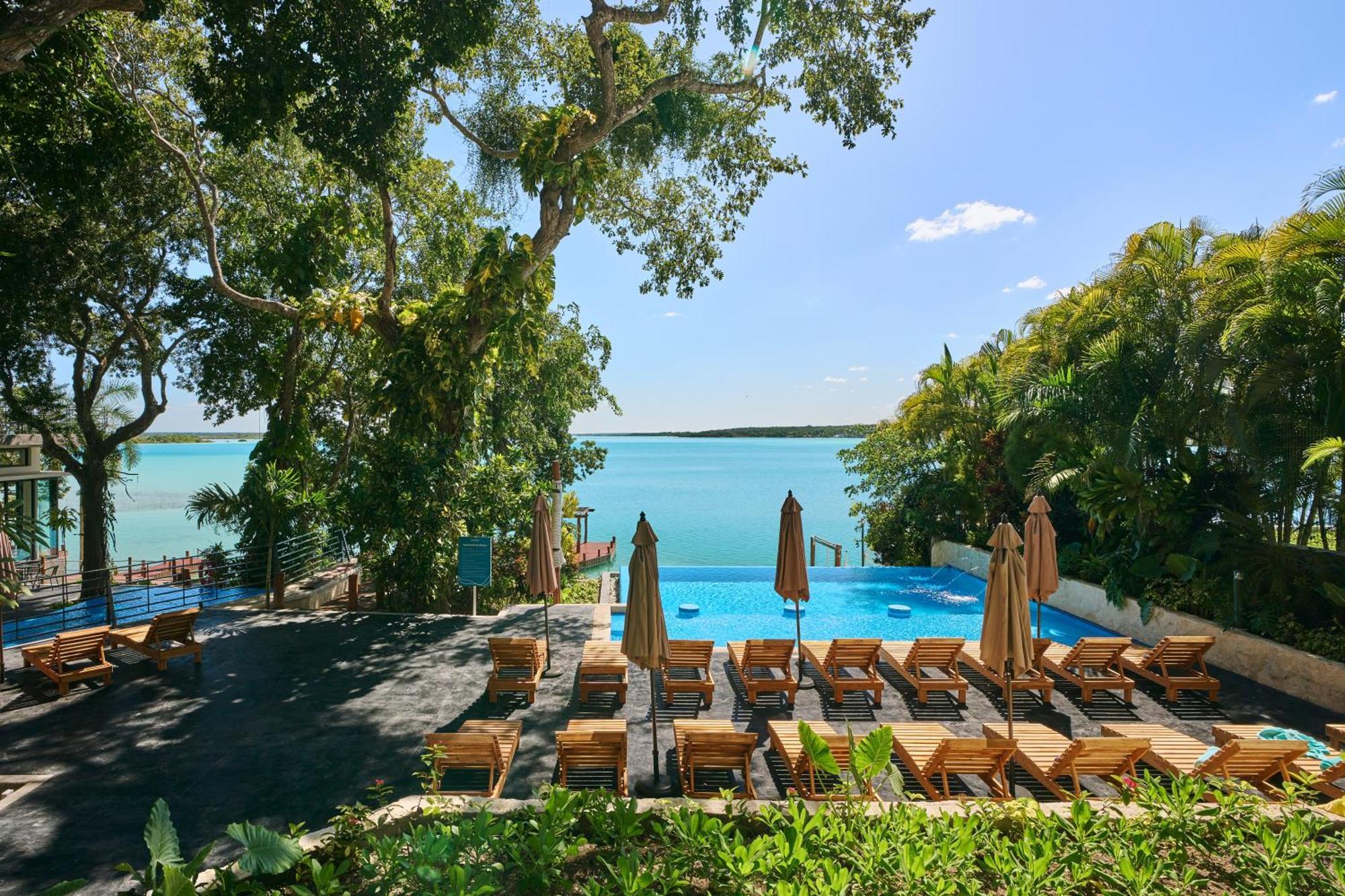 Cristalino Lagoon Front Hotel, Restaurant & Spa Bacalar Exterior photo